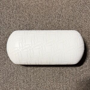 Oakley Sunglasses Hard Case. Excellent condition. Never used.
